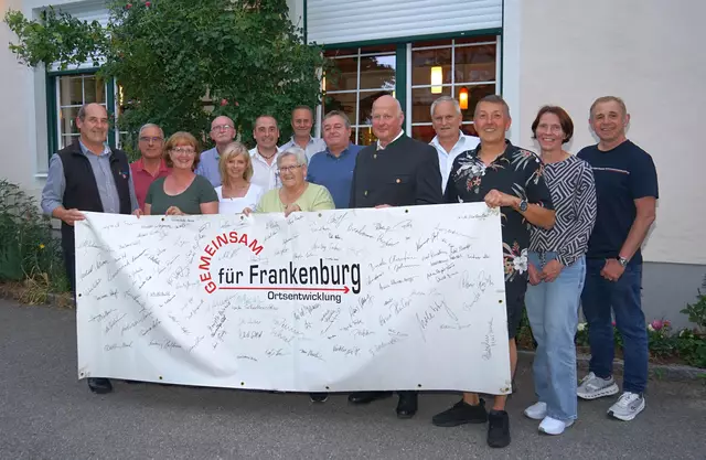 GFF sucht helfende Hände für die Ortsbildmesse am 21. September.

 | Foto: Marktgemeinde Frankenburg