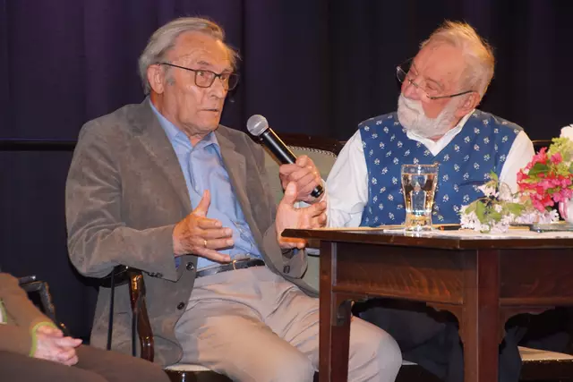 Erich Leitner: „Meine Mutter, die Kriegswitwe war, wohnte mit uns zwei Kindern im Alter von vier und sechs Jahren in der Wohnung über dem Gemeindeamt. Noch an jenem Abend mussten wir die Wohnung innerhalb einer Stunde verlassen und den Amerikanern überlassen.“  | Foto: Helmut Eder