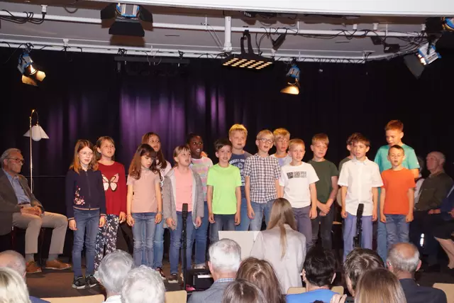 Mit dabei auch der Kinderchor der Volkschule St. Stefan | Foto: Helmut Eder