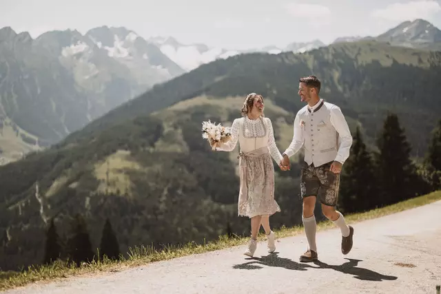 Die Hochzeit ist für viele Paare der schönste Tag in ihrem Leben.
 | Foto: Pia Emberger Fotografie