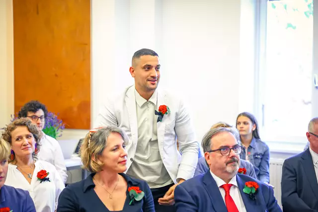 Zu den neuen Mandaratinnen und Mandataren gehört auch Boxer Marcos Nader (m. SPÖ).  | Foto: Rene Wallentin