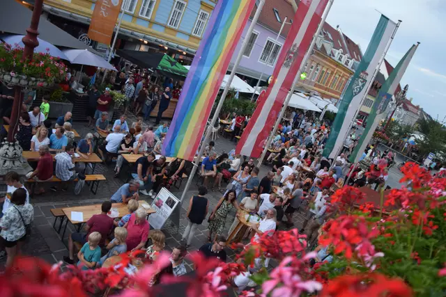"Live vorm Rathaus" steht wieder in den Startlöchern. | Foto: Stadtgemeinde