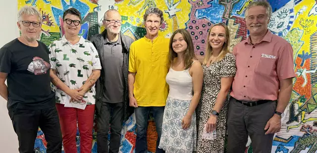 Ausstellungs-Eröffnung "So what" (von links): Andreas Jerlich, Michaela Monschein, Norbert Klavora, Adi Schmölzer, Mina Haderlap, Manuela Lobnik und Franz Josef Smrtnik | Foto: Kino Kreativ Kulturaktiv