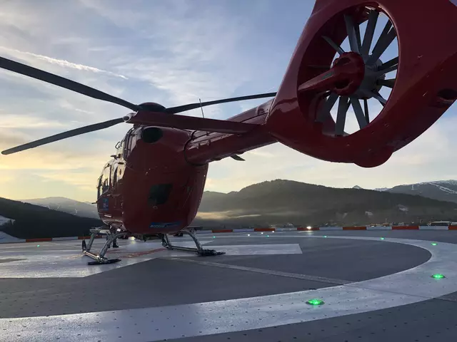Verletzungen unbestimmten Grades erlitt ein 23-jähriger Motorradfahrer aus dem Flachgau bei einem Verkehrsunfall am Abend des 12. Juni in Thalgau.(Symbolfoto Rettungshubschrauber) | Foto: Peter J. Wieland