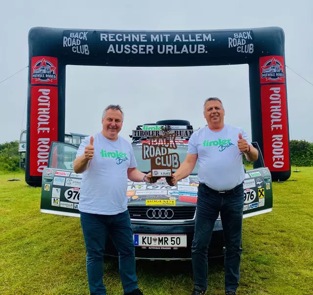 Bravourös: Zweiter Platz für Jakob Scheidnagl und Martin Reiter (li.) beim Pothole Rodeo Celtic 2025. | Foto: Reiter