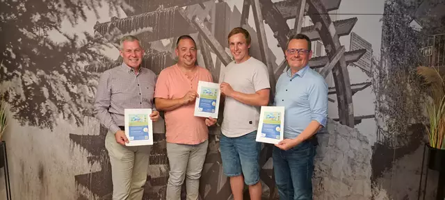 Kassier Bgm. Herbert Ramler, Obmann Elektrikermeister GR Dominik Schramm, Obmannstellvertreter gfGR Markus Kaiblinger, Schriftführer Bgm. Peter Hießberger | Foto: Matthias Zawichowski