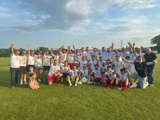 So zelebrierte der USV Vasoldsberg seinen Meistertitel in Lieboch. Die lange geplante Meisterfeier (nach dem Amok) wurde jedoch abgesagt. | Foto: USV