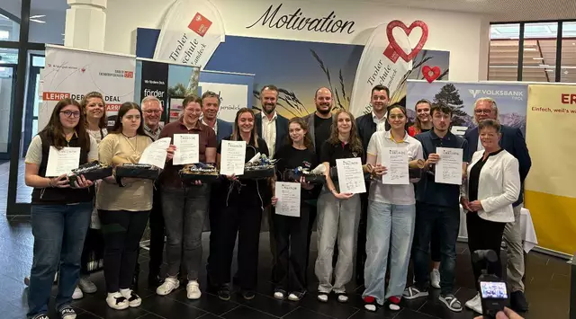 Die Lehrlinge waren sehr erfolgreich beim Verkaufswettbewerb. | Foto: TFBS Landeck