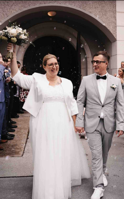 Am 26. April gaben sich Melanie und Gerald das Ja-Wort – ein ganz besonderer Meilenstein für das Paar, das durch Wanderlust und Familienliebe verbunden ist. | Foto: Rückblick-Fotografie by Bianca Rohrer