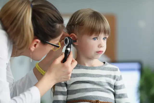 Bei Kindern ist das Ohr in der Entwicklung und gehört daher besonders geschützt und gepflegt. | Foto: PantherMedia/marketing.lasers@ya.ru