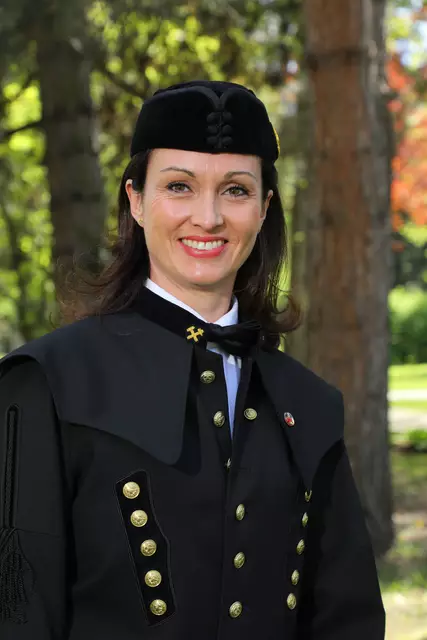 Brigitte Huber ist seit 2022 Obfrau des Trachtenvereins "Steirerherzen Seegraben". | Foto: Armin Russold