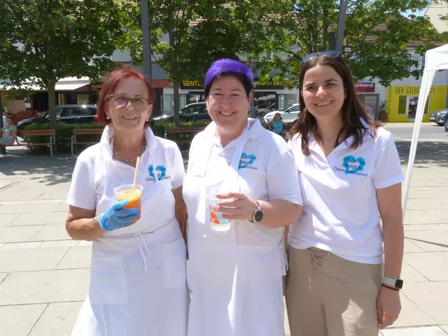 Mit einem kühlen Getränk in der Hand kümmerte sich das Team der Volkspartei Oberpullendorf um das Wohl der Gäste. 