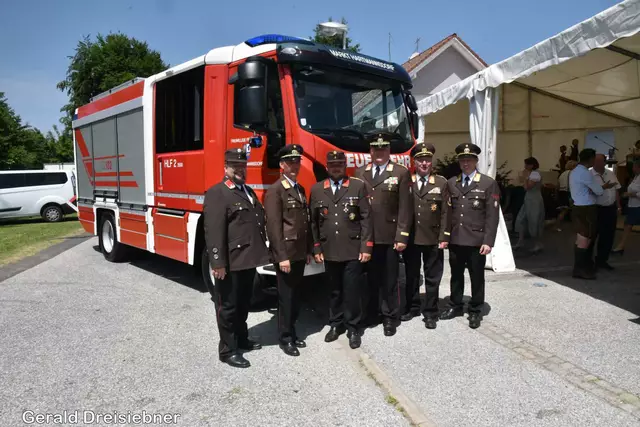 Bürgermeister DI (FH) Roman Thomaser, BR Thomas Brandl, OBI Stefan Zenzmaier, OBR Johann Maier-Paar, E-LFR Johann Preihs und ABI Michael Papadi. | Foto: Gerald Dreisiebner