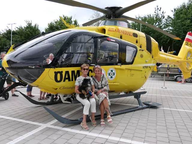 Sabine Schmutzer und Marianne Ebner bleiben 'Bodenständig' mit Hündin Nina | Foto: Gerlinde Siebenhandl