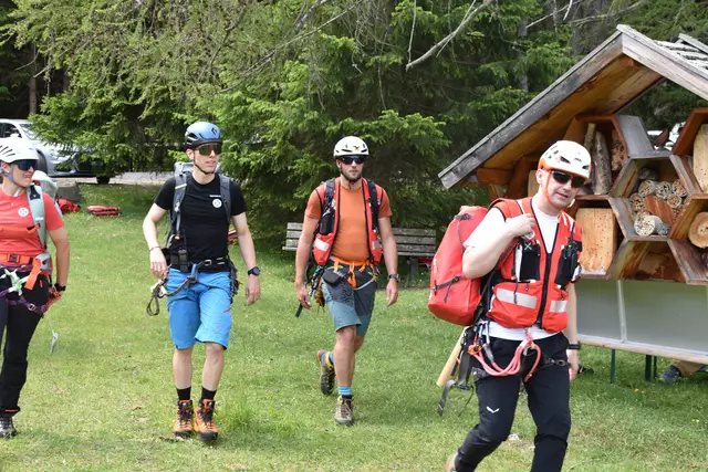 Mittendrin statt nur dabei war auch der Grieser Bgm. Karl Mühlsteiger (r.) | Foto: Kainz