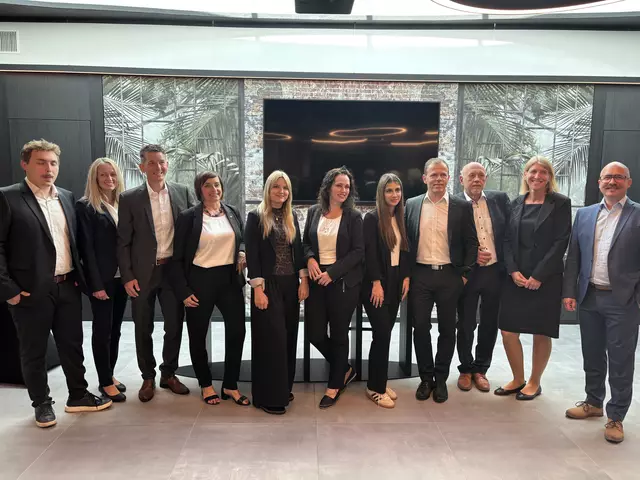 Das engagierte Team der Bankstelle in Imst fühlt sich in den neuen Räumlichkeiten sichtlich wohl.