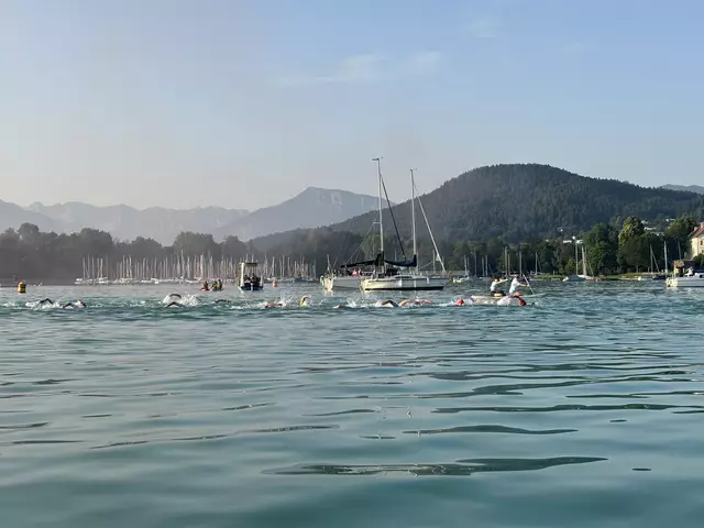 Um Punkt 6.30 Uhr fiel der Startschuss für den diesjährigen Ironman 2025.  | Foto: MeinBezirk.at