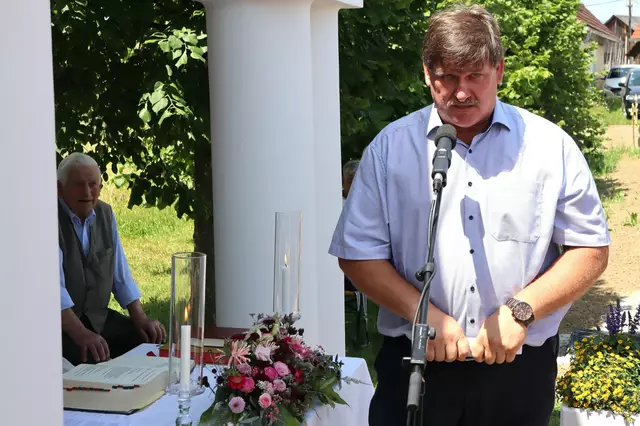 Kapellengemeinschaftsobmann Markus Kainz bei seinem Rückblick auf die Renovierungsarbeiten | Foto: Gerhard Langmann
