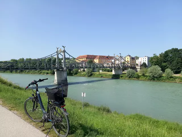 Europabrücke von Oberndorf nach Laufen  | Foto: H.Bachinger 