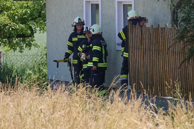 Grillspaß fand plötzlich ein Ende: Ein Gasgriller samt Essen in Holzhausen brannte vollkommen ab. | Foto: laumat.at