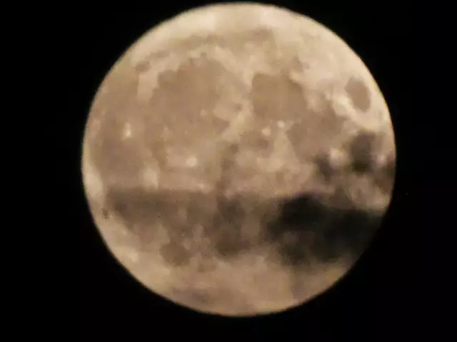 - Fotos 19 bis 22 / 10.06.2025, 22:58 bis 23:05 - | Foto: © Silvia Plischek