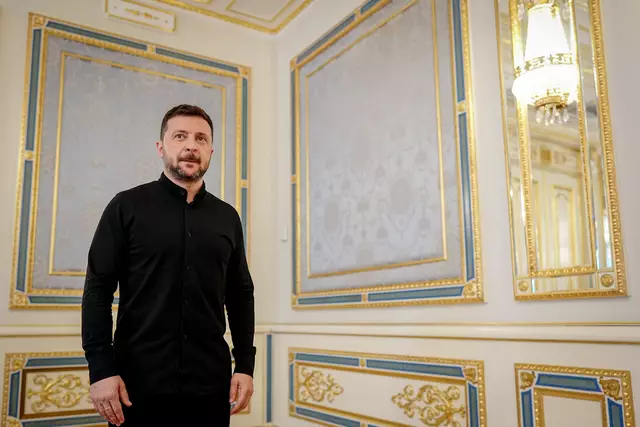 Der ukrainische Präsident Wolodymyr Selenskyj landet am Montag in Wien und wird sich mit u. a. Kanzler Stocker und Bundespräsident Van der Bellen treffen.  | Foto: Kay Nietfeld / dpa / picturedesk.com