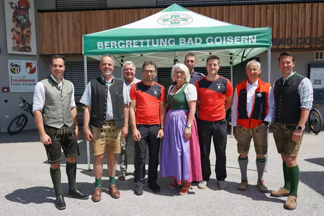Gemeinsam feierte man das 80-jährige Bestehen der Bergrettung Bad Goisern.