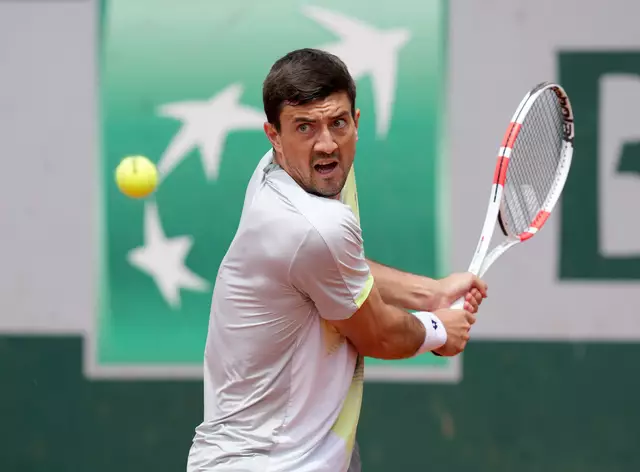 Nach zwei Siegen steht Sebastian Ofner im Hauptbewerb des Turniers in Halle, dort wartet Andrey Rublev.  | Foto: GEPA