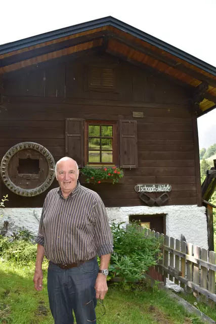  Franz Prünster vor seiner Mühle | Foto: MeinBezirk