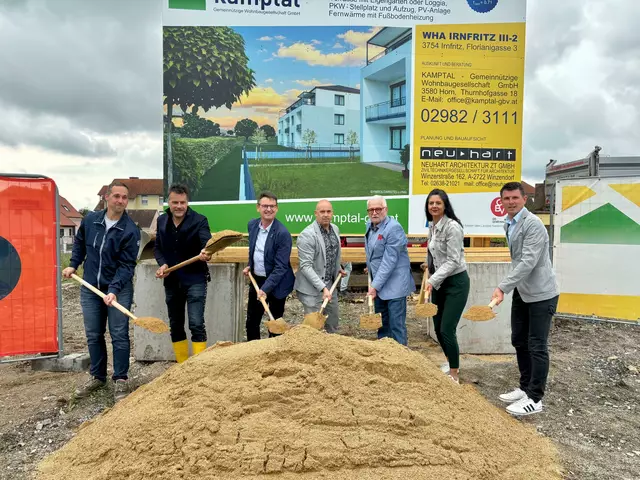 Der Spatenstich in Irnfritz erfolgte - auch wenn die Sonne nicht lachte. | Foto: Markus Kahrer / MeinBezirk Horn