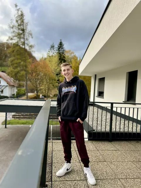 Der 18-jährige Julian Wolmerdorfer aus Gresten gibt im Interview Auskunft über seine große Leidenschaft zu seinem Beruf als zahnärztlicher Fachassistent. | Foto: Wolmersdorfer