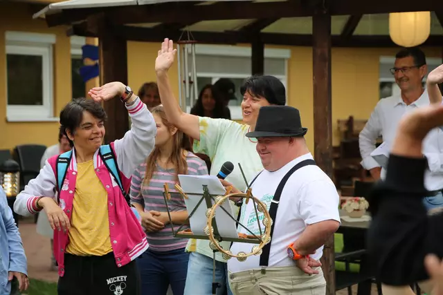 Am 27. Juni gibt´s ab 14 Uhr im Garten der Lebenshilfe St. Georgen/Gusen buntes Programm beim Sommerfest. | Foto: Eckhart Herbe