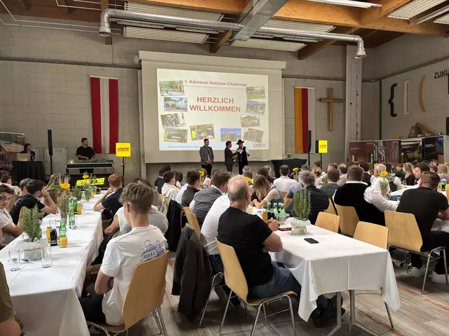 Siegerehrung im WIFI Technikzentrum | Foto: MeinBezirk.at