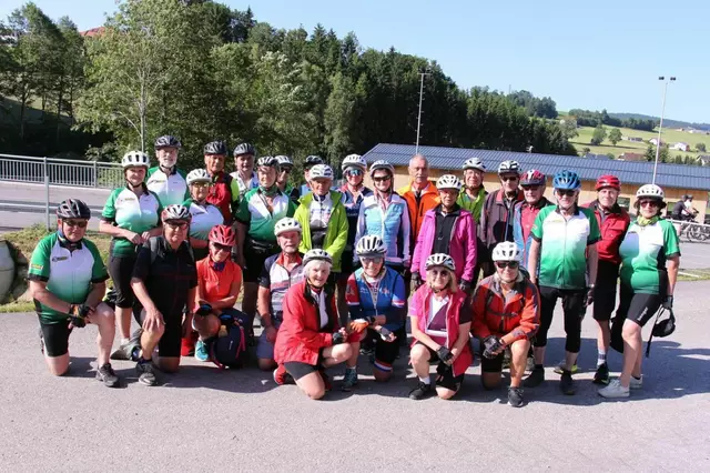 Zwettl stellte die größte E-Bike-Gruppe beim Bezirksradtag. | Foto: SB Zwettl