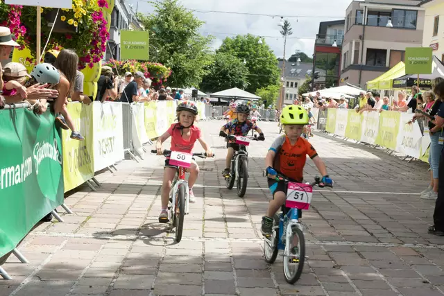 Der City Sprint durch die Schladminger Innenstadt findet am Samstag, 21. Juni, statt. | Foto: Alpentour Trophy