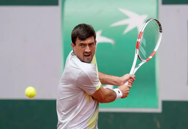 In der ersten Runde des Hauptbewerbs unterlag Sebastian Ofner Andrey Rublev in zwei Sätzen.  | Foto: GEPA