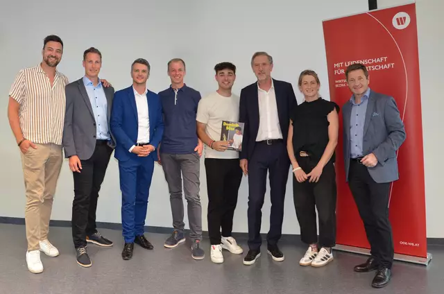 Beim Unternehmer-Abend konnten die Besucherinnen und Besucher das neue Vorstandsteam rund um Andreas Höllinger kennenlernen und spannende Inputs von Dominik Süß, Jutta Gahleitner und Johannes Artmayr mit nach Hause nehmen. | Foto: WB/Gierlinger