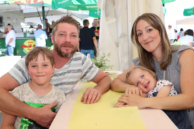 Bei dem Sommerfest waren die Mitarbeiter samt Familien geladen. Die Gäste genossen einen abwechslungsreichen Tag. | Foto: Markus Bäumler/zema-medien.de