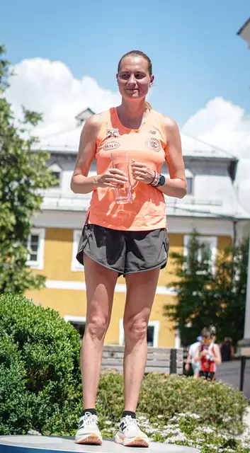 Die amtierende Streckenrekordhalterin Cornelia Stöckl-Moser feierte ihren bereits vierten Sieg beim St. Johanner Sparkasse-Lauf | Foto: E. Jöchl