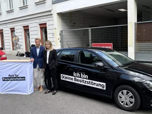 Die auf Prozessfinanzierung spezialisierte JUFINA mit Vorstand Stefan Schleicher hat zusammen mit der Ottakringer Bezirksvorsteherin Stefanie Lamp (SPÖ) einen ersten Lösungsvorschlag ausgearbeitet.  | Foto: MeinBezirk/Kevin Gleichweit