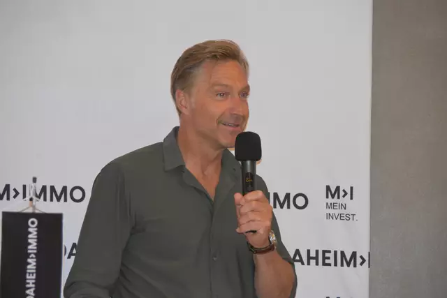 Skilegende Hans Knauß sprach von seinen Erfolgserlebnissen. | Foto: MeinBezirk