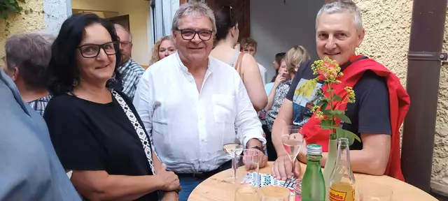 Alt Bürgermeister Herbert Mießl in der Mitte