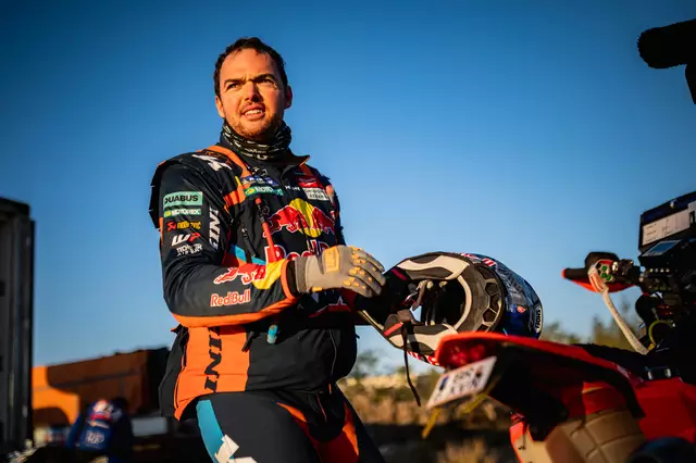 Blickt bereits gespannt Richtung Ennstal Classic: Matthias Walkner nimmt mit einem Mini Cooper an der Oldtimer-Rallye teil. | Foto: GEPA