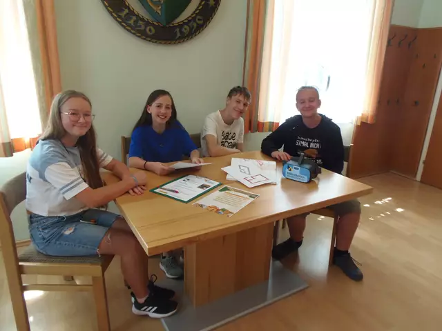 Schüler der  Mittelschule 