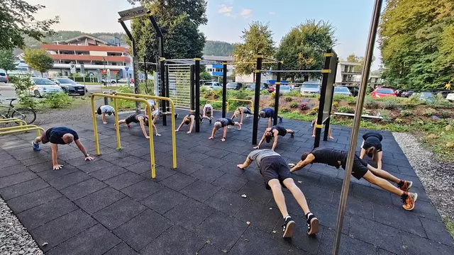 Bei der Bewegungsarena in Krumpendorf ist für jeden Geschmack etwas dabei.  | Foto: Streetworkout Carinthia