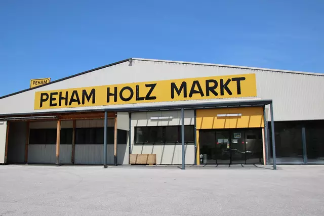 Nach 65 Jahren entschloss sich der ehemalige Eigentümer den Betrieb zu schließen. Auf 3.500 Quadratmetern werden bestehende Räume genutzt.