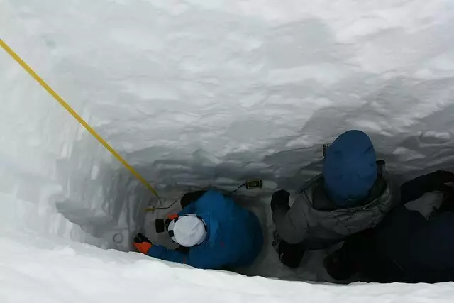 Die Rolle der Gletscher für unser Klima wird in der Doku behandelt.  | Foto: ZAMG/Weyss