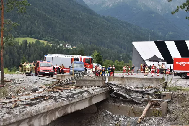 Vor drei Jahren kam es im Stubai zu den letzten großen Überflutungen. Pfarrer August Kouanvih kam dabei ums Leben, es gab Verletzte und Schäden in Millionenhöhe. | Foto: Kainz