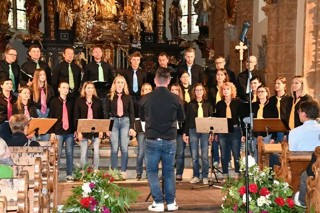 Für überaus viele Besucher sorgte der Konzertabend der „Grazluppas“ in der Pfarrkirche Mariahof. | Foto: Anita Galler