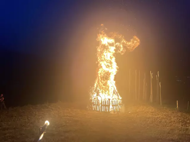 Sonnwendfeuer haben in Österreich lange Tradition. | Foto: DG-Baldramsdorf